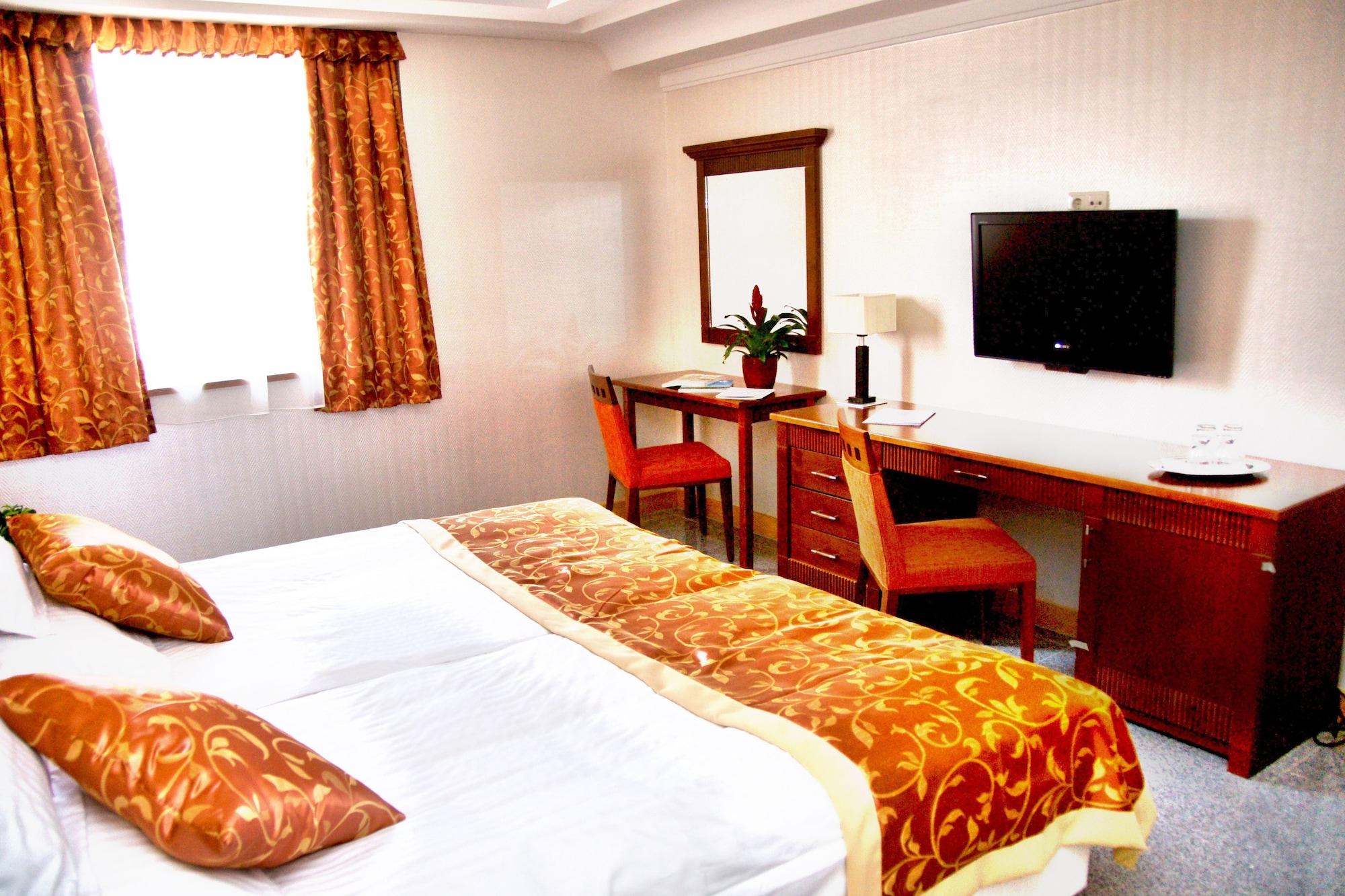 Actor Hotel Budapest Room photo